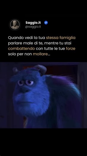 Il Saggio 🔱 on Instagram: "lì capisci quanto può essere profonda la solitudine. Perché il dolore non viene dagli estranei. Viene da chi dovrebbe proteggerti. Da chi dovrebbe vedere la tua fatica anche quando non sai spiegarla. Tu non stai chiedendo applausi. Non stai chiedendo di essere capito fino in fondo. Stai solo cercando di restare in piedi. E sentirti giudicato proprio da chi conosce la tua storia è come combattere con un peso in più sul petto. Ma c’è una verità che devi ricordare, anche