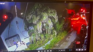 Group Of Man Attack By Hitman While Chilling