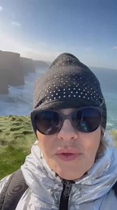 Scogliere di Moher (Irlanda) posto incantevole, magico, meraviglioso, guardate tutto il video e capirete 😍❤️ . . . #love #travel #scoglieradimoher #irlanda #loveislove #family #evaeimma #violabattaglia #simonazarro #linobattaglia #immabattaglia #evagrimaldi ❤️🌈 | Eva Grimaldi