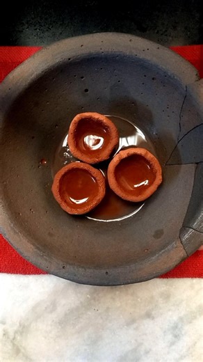 Soft Diya Crushing Asmr #shorts #shortsfeed #trending #youtubeshorts #asmr #redclay