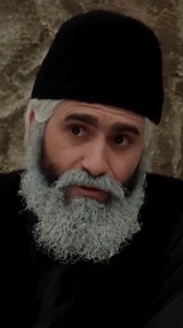 Αντρέας Σωτηρίου on Instagram: "Ο Άγιος Παΐσιος ο Αγιορείτης έχει πει βαθιά λόγια για την αδικία και το πώς την βλέπει ο Θεός στην Ορθόδοξη ζωή. 📜 Λόγια του Αγίου Παϊσίου για την αδικία «Η αδικία είναι μεγάλη αμαρτία. Είναι σαν να πετάς πέτρα στον ουρανό – δεν φτάνει στον Θεό, αλλά πέφτει στο κεφάλι σου.» «Ο άδικος άνθρωπος, κι αν δεν τον τιμωρήσει ο κόσμος, θα τιμωρηθεί από τον Θεό.» «Ο Θεός αγαπά τον δίκαιο και τον αδικημένο, όχι τον άδικο και τον πονηρό.» «Καλύτερα να σε αδικούν παρά να αδικ