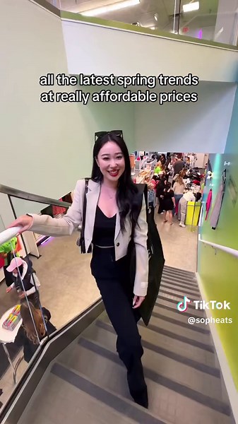 SHEIN Pop Up Store Now Open in Vancouver - Shopping Deals Await