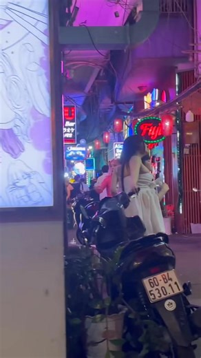 1.1M views · 37K reactions | Vietnam is amazing walking streets. #vietnam #hanoi #saigon #vietnamese #southeastasia #vietnamesefood #danang #hoian #hochiminh #dalat #hochiminhcity #vietnamtravel #vietnamflashback #vietnamstreetstyle #vietnamfood #vietnamtrip #vietnamesecuisine #vietnamstreetstylegroup #vietnamstreetwear #vietnamwar #vietnamesecoffee #love #beautifuldestinations #foodporn #city #fashion #wanderlust #lifestyle | Thai vibes vlog | Facebook