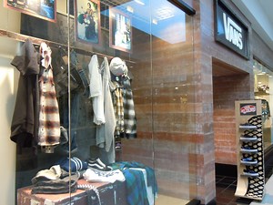 Justin Bieber Got His Dancing Shoes on in Towson