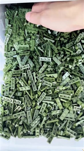 Building Block Factory!From a small particle to a variety of shapes, each piece is ingenious, to customize your own building blocks and unlock N kinds of gameplay.#Lego #buildingblocks #customlego #toyfactory #