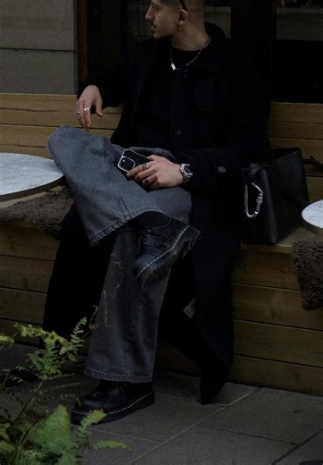 Embracing the Clean Aesthetic: Morning Routine with Jeans