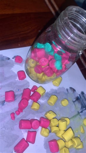 Making paste of chalk