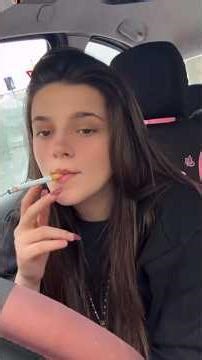 Attitude Girls Smoking 🚭💔💔🚬 #foryou #smoke #girlssmokingstatus #shortvideo #viral #trending #shorts