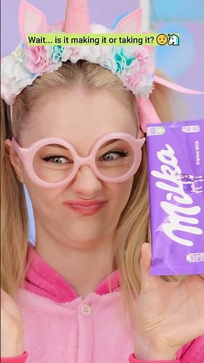 This unicorn candy maker is so weird! 🦄🍬 #reverse #funny