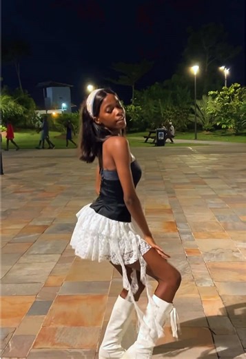 Gabriela's K-Pop Cover Dance Performance