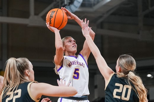 Lake City grad Natalie Bremer becomes MSU-Mankato's all-time leading scorer