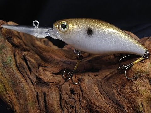 Custom Painting a Shad Pattern Crankbait