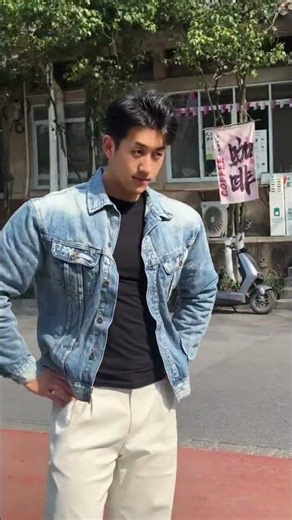 Master the Boyfriend Look: Style Tips & Sexual Attraction