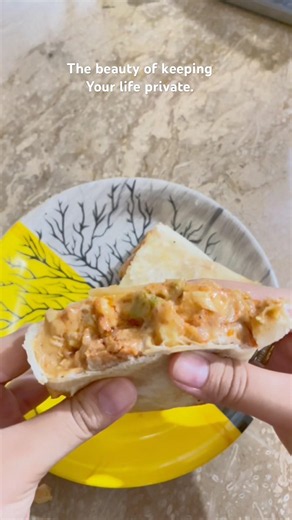 I Made This Creamy Chicken Wrap & It Turned Out Amazing 😍 #chickenwraprecipe #alfredowrap #homemade