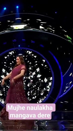 Legendary Jaya Prada Dance Performance on Mujhe Naulakha Mangawa De Re#shortsfeed #channelpages