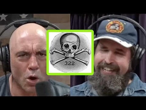 Joe Rogan and Duncan Trussell Rip on the Skull and Bones Society