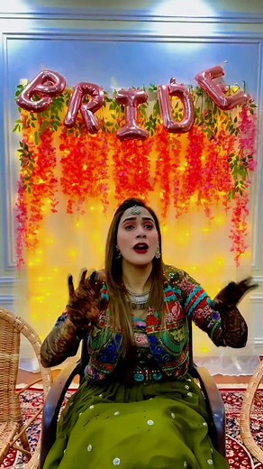 KASHMIRI_BRIDES 🔵 on Instagram: "🌸 Paid Promotion Available 🌸 Source @kashmiri_kalakar_ Mehandi.. @mehndibyrifat_ Follow me guys plz @kashmiri_brides ▪️ ❌ strictly No permission to Repost. ❌ . 𝘽𝙤𝙤𝙠𝙞𝙣𝙜𝙨 𝙖𝙧𝙚 𝙤𝙥𝙚𝙣 𝙛𝙤𝙧 𝙣𝙞𝙠𝙠𝙖𝙝, 𝙍𝙤𝙠𝙖, 𝙀𝙣𝙜𝙖𝙜𝙚𝙢𝙚𝙣𝙩, 𝙒𝙖𝙡𝙞𝙢𝙖 ❤ 𝙨𝙤 𝙝𝙪𝙪𝙧𝙮 𝙪𝙥 𝙖𝙣𝙙 𝙗𝙤𝙤𝙠 𝙮𝙤𝙪𝙧 𝙙𝙖𝙩𝙚. ▪️ ▪️ ▪️ #makeup #makeupartist #makeupartistkashmir #bridesofkashmir #beautiful #makeuplover #airbruseasonhmakeup #kashmirgirls #kashmirdiaries #ka