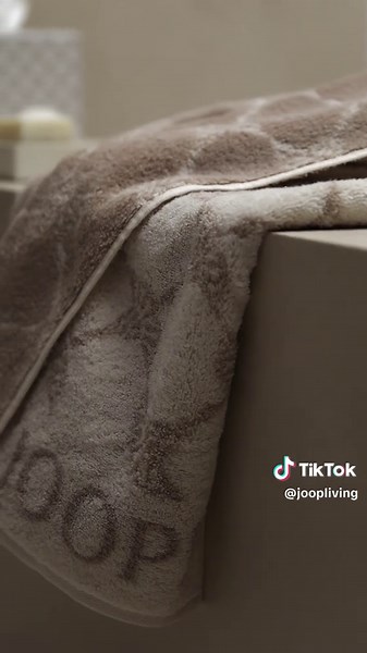 Alltagsluxus: JOOP! Cornflower Badaccessoires