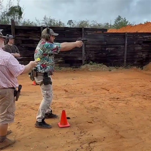 teaching some reload drills at the last class.