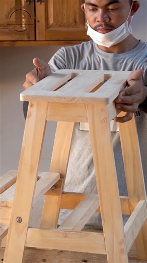 HOW TO MAKE A FOLDING LADDER CHAIR #Foldingchair #Ladderchair #woodwork #woodworking #reels #woodart #tips #woodreview #woodworkingproject #tricks #jig #Wow #fyp #carpenter #handmade | Woodworking TV