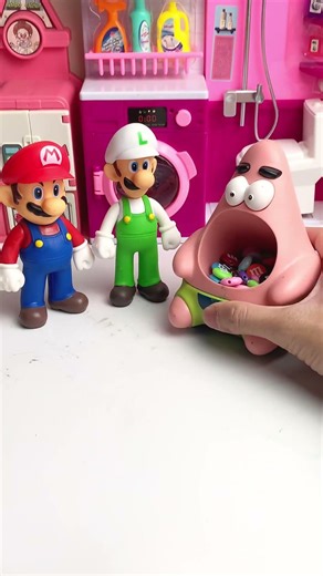 Mario Enjoys a Super Delicious M&M Candy Rain #funny #toys #asmr #shrots #mario #unboxing #peppapig