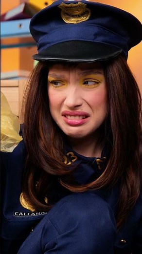 💩🐱 DIY No-Touch Poop Picker Using a Hair Clip?! 🤯 The Ultimate Cat Owner Hack!