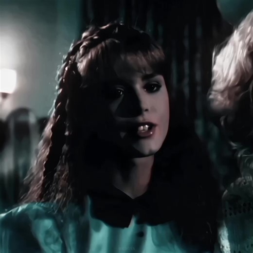 Betsy Russell: Stunning Beauty in Saw Edit