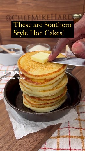 Hoe cakes and hot water cornbread are not the same thing! 🧐 Since my Honey Butter Hot Water Cornbread recipe went viral a lot of y’all have been tussling in the comments getting the two mixed up! So let’s break down what makes my Southern Hoe Cakes different than Hot Water Cornbread. Annnd you’re talking to a Chef & Food Historian sooo…watch ya mouf. #Respectfully. 😉 🛒 Save this post for the grocery list below & get the FREE recipe on my website 🔗 chefmikehard.com! 📌 Ingredients • 1.5 cups 