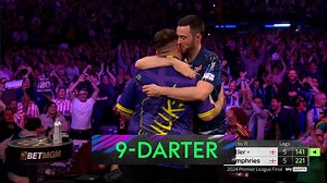 Luke Littler hits 9-darter in Premier League Final!