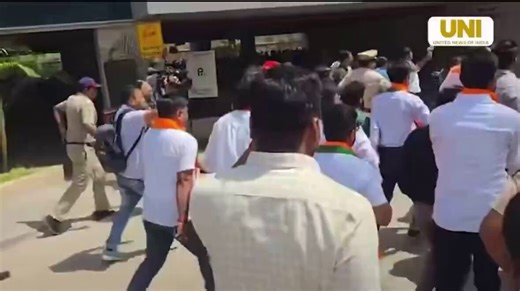 This is the condition of Hindu Women in Corporates under BuslimsThey abused her,Forcefed her beef, Made physical relation when she was married & always used to touch her chest in the officeIt's soo sad & infuriating, but not the 1st time or last,Wht shd Hindus learn frm this?