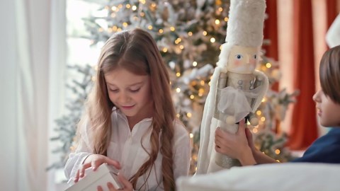 Harloon 20 Sheets 300 Pcs Paw Print Tattoos Temporary Paw Print Face Tattoos Dog Stickers Removable for Cheer Patrol Women Body Arm Foot(Blue)