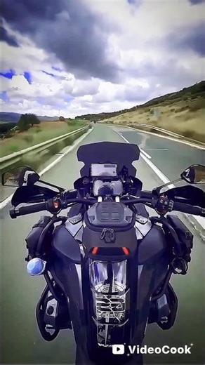 BMW R1250GSA_😱 Balancing Ride_🥰 #viral #shorts #bmw #bmwr1250gs #adventuremotorcycle
