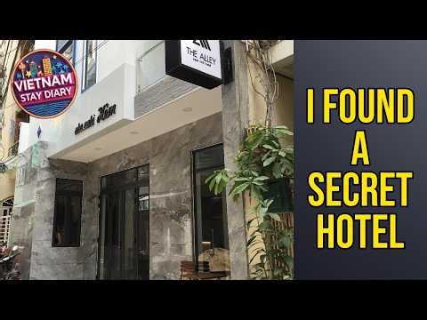 The Alley Hostel - I Found a Secret Hotel | Nha Trang, Vietnam🏩