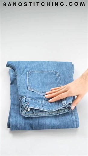 Easy Half-Moon Bag Tutorial from Old Jeans