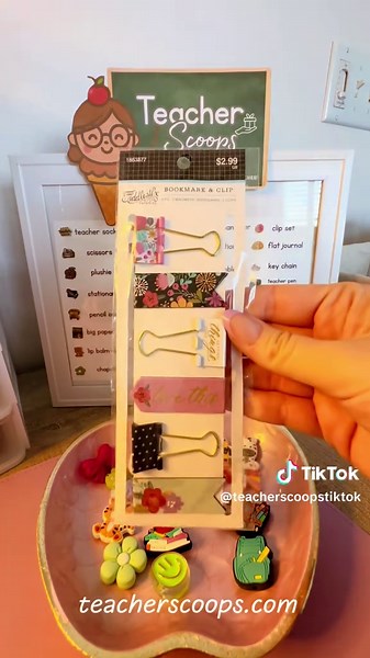 @Carrie Bodenhamer 's two scoop order 🍎✏️ #teachersoftiktok #teacher #fyp #asmr #teachers