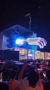 639K views · 8.1K reactions | cool, creepy or both  (via reddit) | UPROXX | Facebook