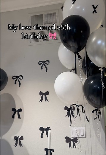 Creative Bow Themed 28th Birthday Party Ideas