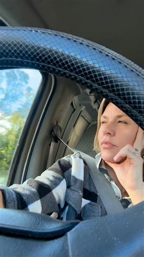 419 reactions · 82 comments | Idk why I felt the need to express this but  Driving a white van is strange. Think kidnapper white van! FREE wHiPi.  | Whipin Life With Kayla | Facebook