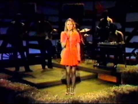tanya tucker delta dawn live on hee haw aged 13 1973