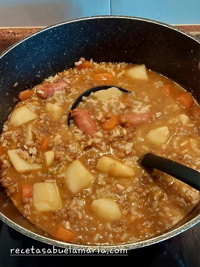 9.4K views · 38 reactions | Lentejas con arroz ...Ver más #lentejas @fans destacados | Recetas de Cocina Abuela María | Facebook