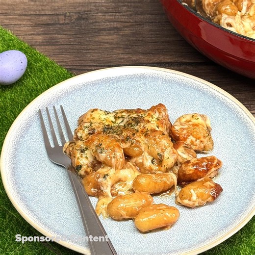 This poutine gnocchi is proof that Canadians do comfort food better. | Tasty