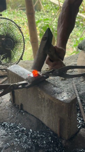 Modern Blacksmith, Ancient Soul 🇺🇸