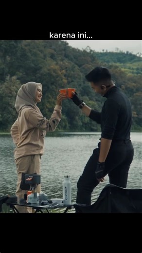 Ali Akbar Rafsanjani | meromantiskan kehidupan dengan mengabadikan moment indah. be my model, and i'll be your videographer forever. outfit set with backpack... | Instagram