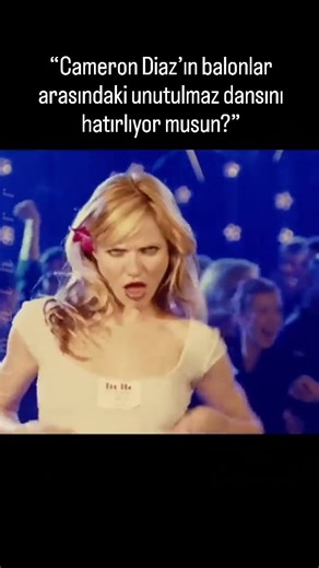 filmathor on Instagram: "“Charlie’s Angels: Full Throttle filminde Cameron Diaz’ın balonlar arasında yaptığı bu dans sahnesi, filmin en neşeli anlarından biri. Aksiyon dolu hikâyenin ardından gelen bu eğlenceli final sahnesi hâlâ izleyenleri gülümsetiyor. 🎈💃” #CharliesAngels #CameronDiaz #DanceScene #MovieMoment #FullThrottle #CinemaMagic #FilmLovers #UnforgettableScenes #HollywoodMovies #DanceVibes"