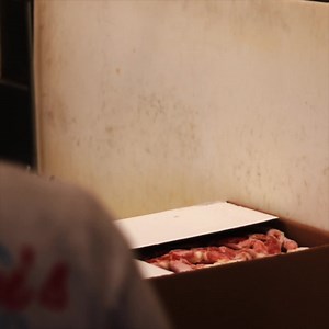 5.7K views · 57 reactions | We hand-select only the best-of-the-best of each item − it's no wonder we have the most 5-star reviews! Free Crab Dip on All Orders over $250, Use Code FREEDIP | Cameron's Seafood Online | Facebook