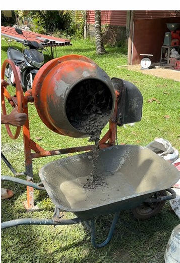 Electric Heavy Duty Mini Concrete Mixer for Efficient Mixing