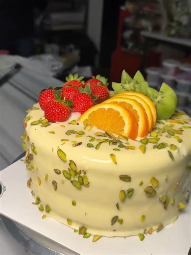 beautiful cake decorating, cake decorations, birthday cake making, TikTok fyp, #cake #cakedecorating #fyp #foryoupage❤️❤️ #viral