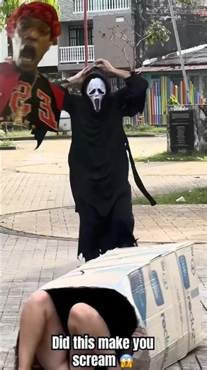 Scream 😱 Mystery box 🗃️ prank #humor #prank #reactionvideo