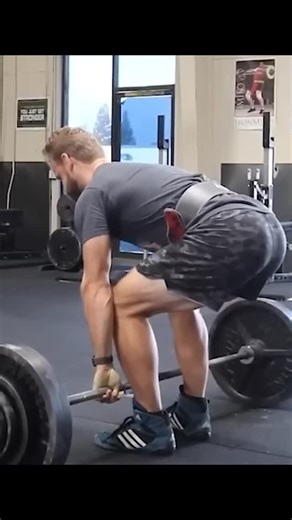 Alan Thrall 🤘🏼 on Instagram: "Share this with a friend who always struggles to get past the first rep. • Why is your first rep of a deadlift set the slowest? • It might be that your starting position on rep 1 is different than your starting position on subsequent reps. • It might also be that you’re getting help from stored energy/stretch reflex on reps 2 and beyond. • It could also be a mental barrier that you need to get over before rep 1. • #untamedstrength #trainuntamed"