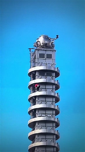 It would be misleading to think this wasn’t one of the greatest physical feats in modern history. MISLEADING.com